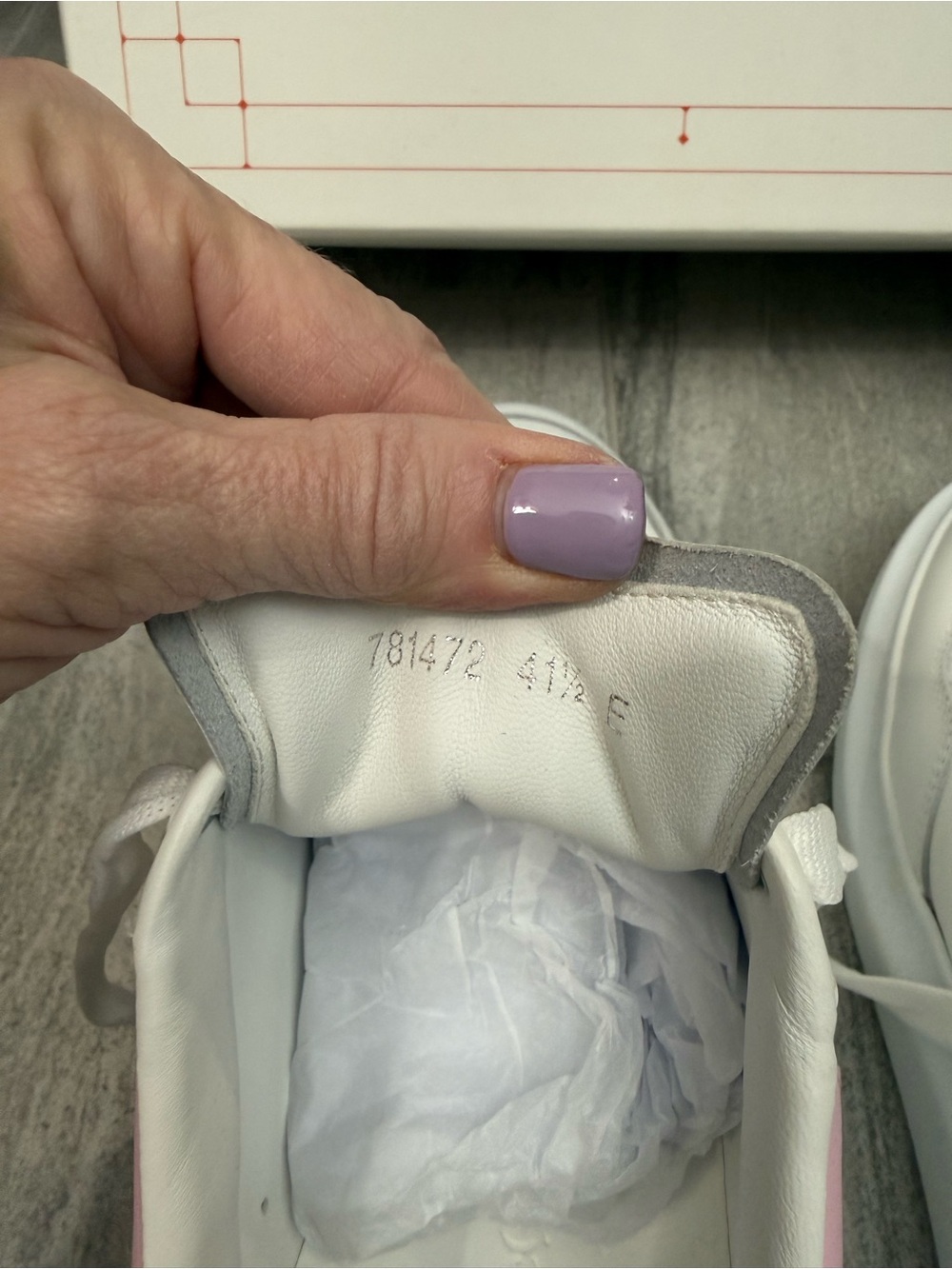 Size 41.5 Alexander McQUEEN White & Pink Leather Sneakers - Picture 6 of 10